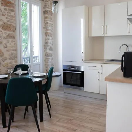 Bright 1br In The Heart Of Old Place Nationale * Antibes