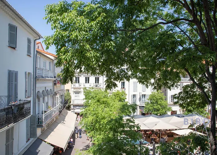 Bright 1br In The Heart Of Old Place Nationale Daire