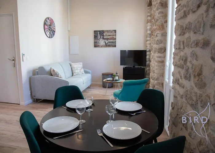 Bright 1br In The Heart Of Old Place Nationale * 昂蒂布